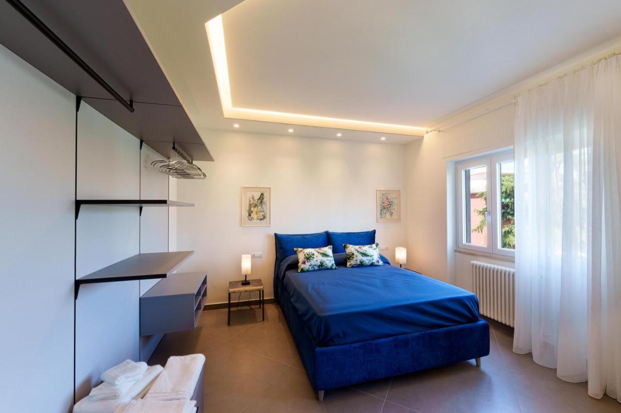 Marina Piccola Apartment Sorrento Bagian luar foto